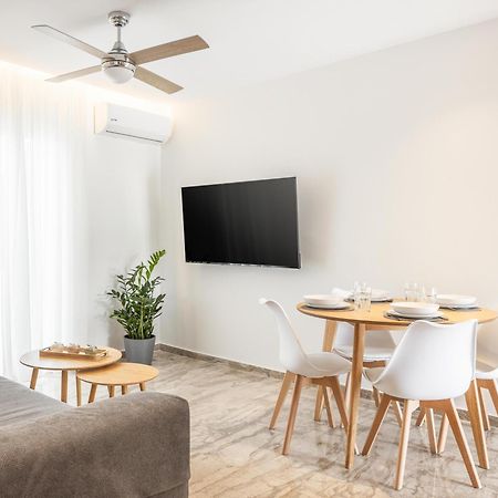 Minimalist Apartment Near The Airport And The City Center Kanali  Ngoại thất bức ảnh